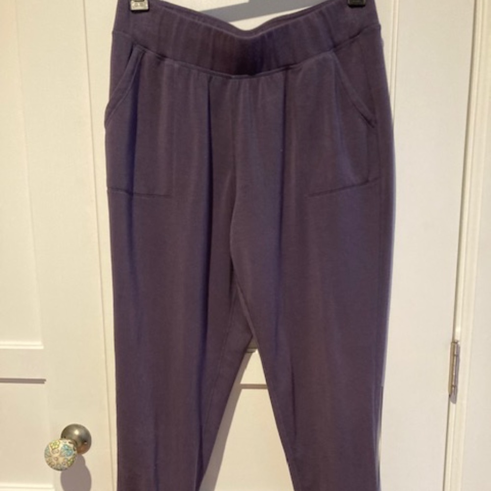 Gaiam Purple Joggers Size XL